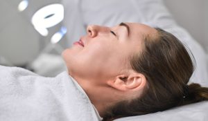 Classic Facial Session